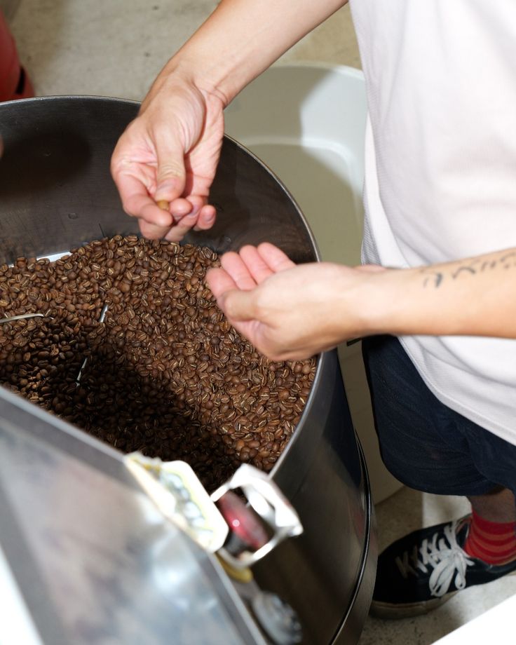 Niveles de tueste del café: claro, medio y oscuro explicados